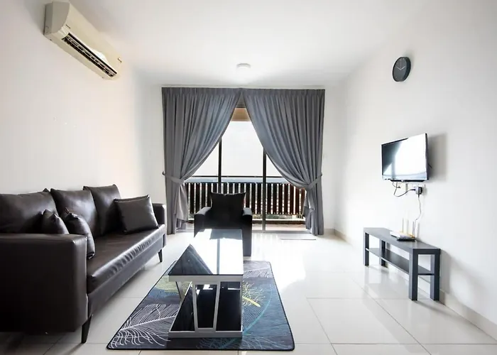 Comfy 3Br Apt @ Ksl Daya Near Ikea Tebrau Parking
