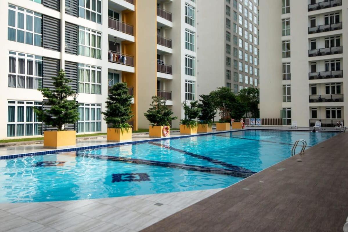 Comfy 3br @ Ksl Daya Near Ikea Tebrau Parking Pangsapuri *