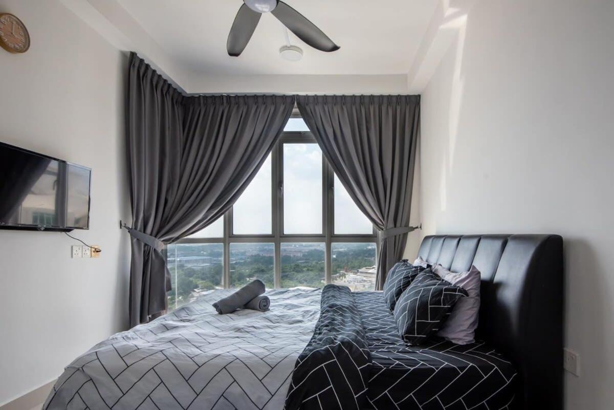 Pangsapuri Comfy 3br @ Ksl Daya Near Ikea Tebrau Parking